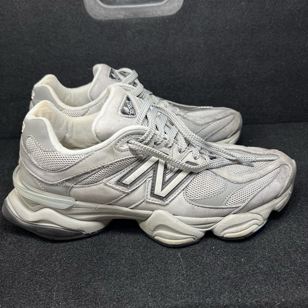 Men's 9.5 U9060ZGB New Balance 9060 Arctic Grey Sport Running Comfort Shoes